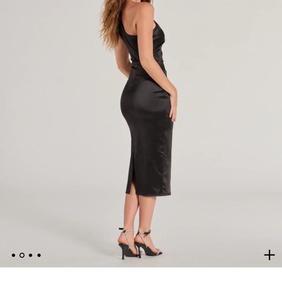 NWT Windsor Black Satin Knit Mid Length Dress - Picture 3 of 8